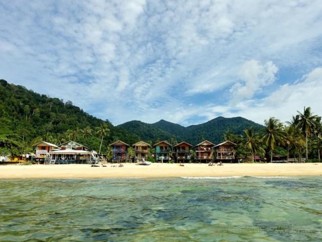 Beachfront Hut Upstairs Astra - Beach Shack Chalet Kampong Juara Buitenkant foto