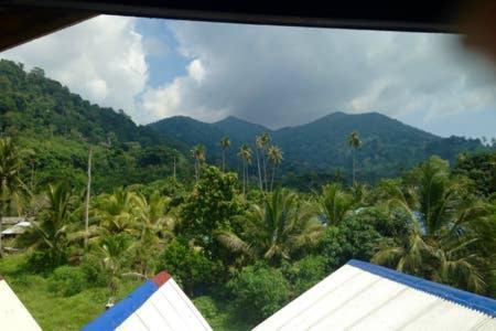 Beachfront Hut Upstairs Astra - Beach Shack Chalet Kampong Juara Buitenkant foto